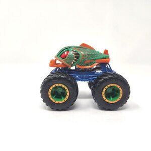 2024 Hot Wheels Monster Trucks PIRANAHHHH 1:64 Demolition Doubles (mt18)